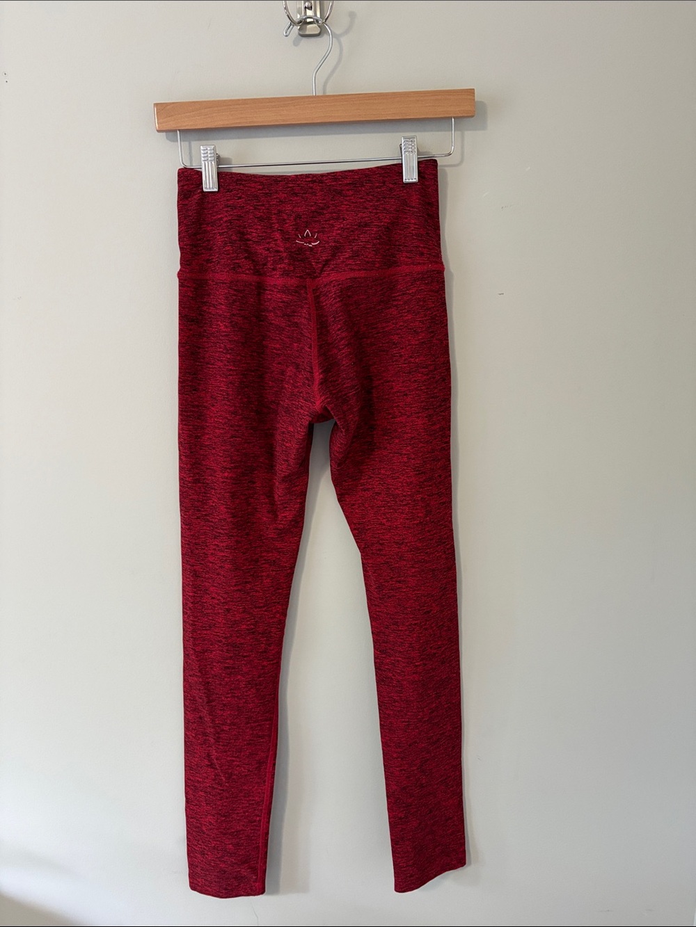 Beyond Yoga SET Peplum Back Jacket Red Spacedye Top Full Zip High Rise Pant Sz M - Picture 3 of 15